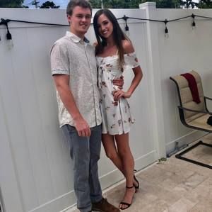 Meet your Posher, Abigail